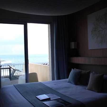 Logis Hotel Le Calluna Restaurant La Flottille Préfailles エクステリア 写真
