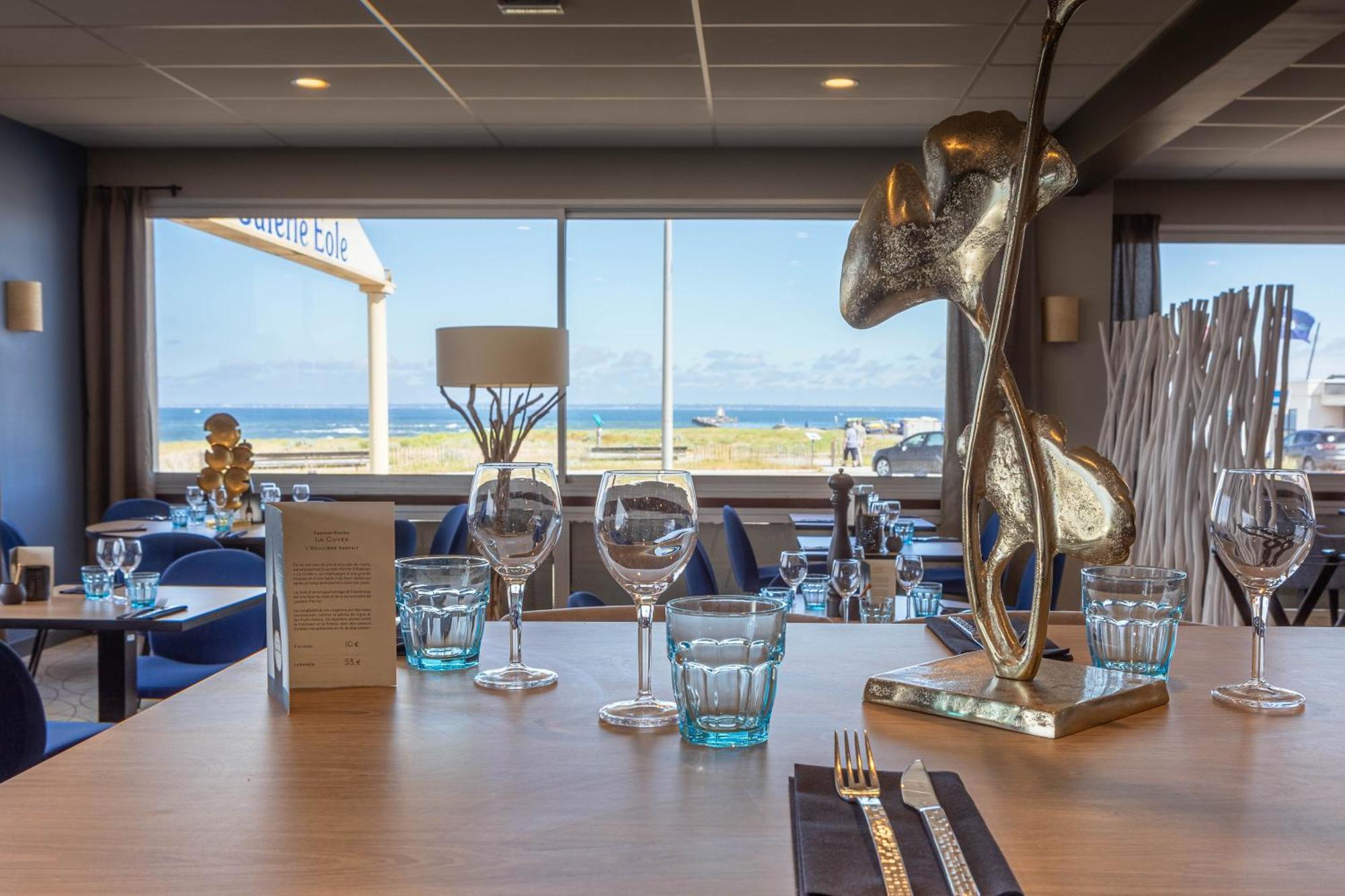 Logis Hotel Le Calluna Restaurant La Flottille Préfailles エクステリア 写真