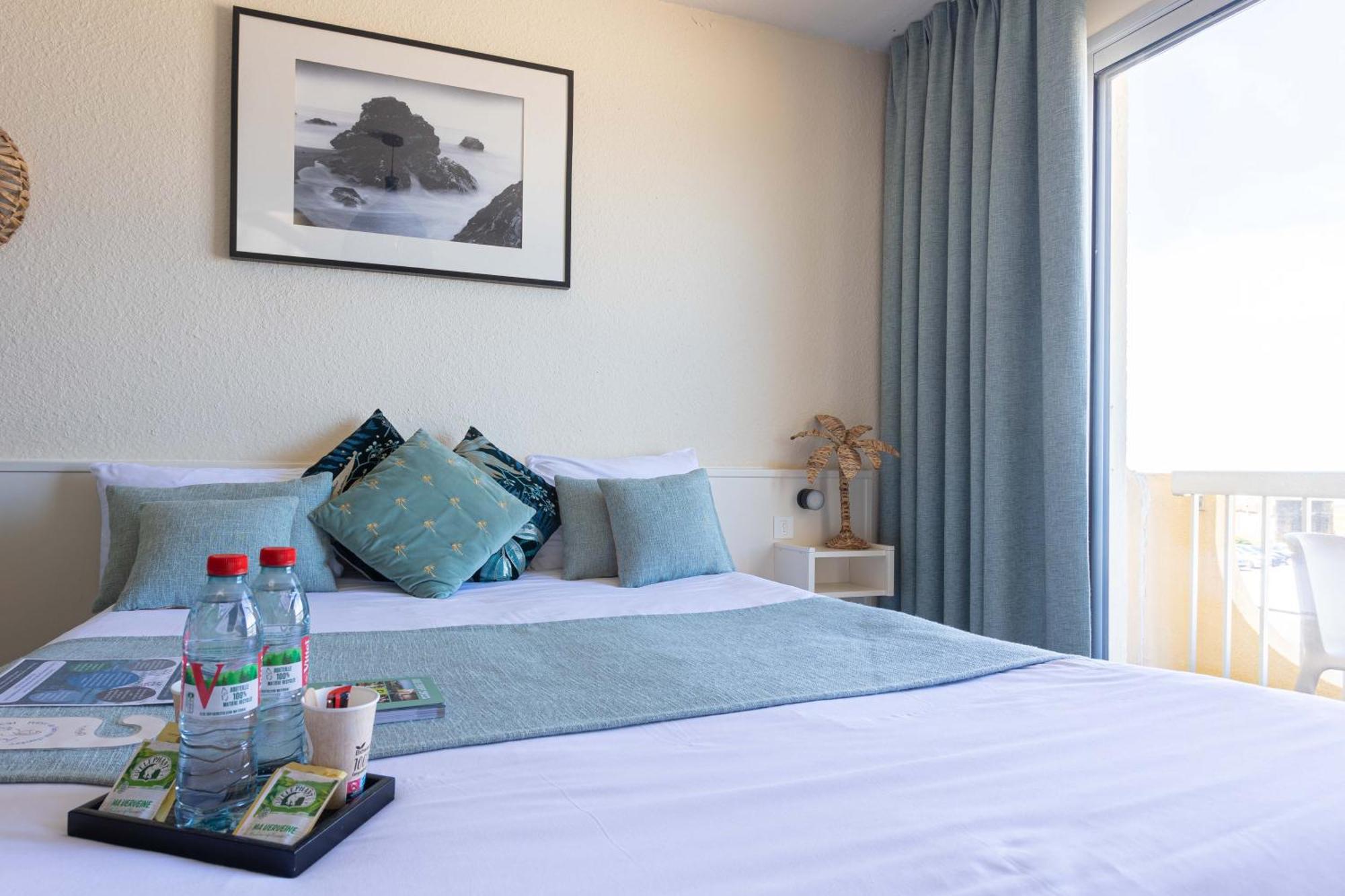 Logis Hotel Le Calluna Restaurant La Flottille Préfailles エクステリア 写真