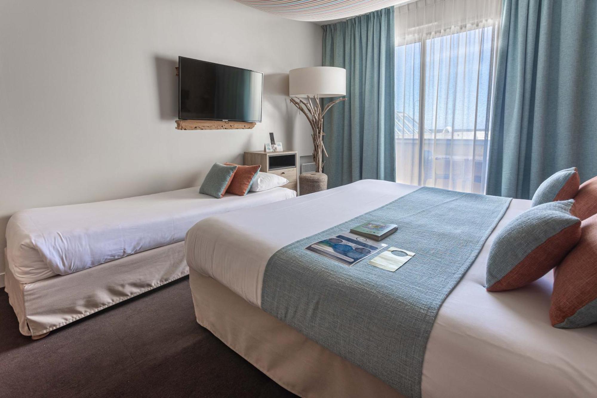 Logis Hotel Le Calluna Restaurant La Flottille Préfailles エクステリア 写真