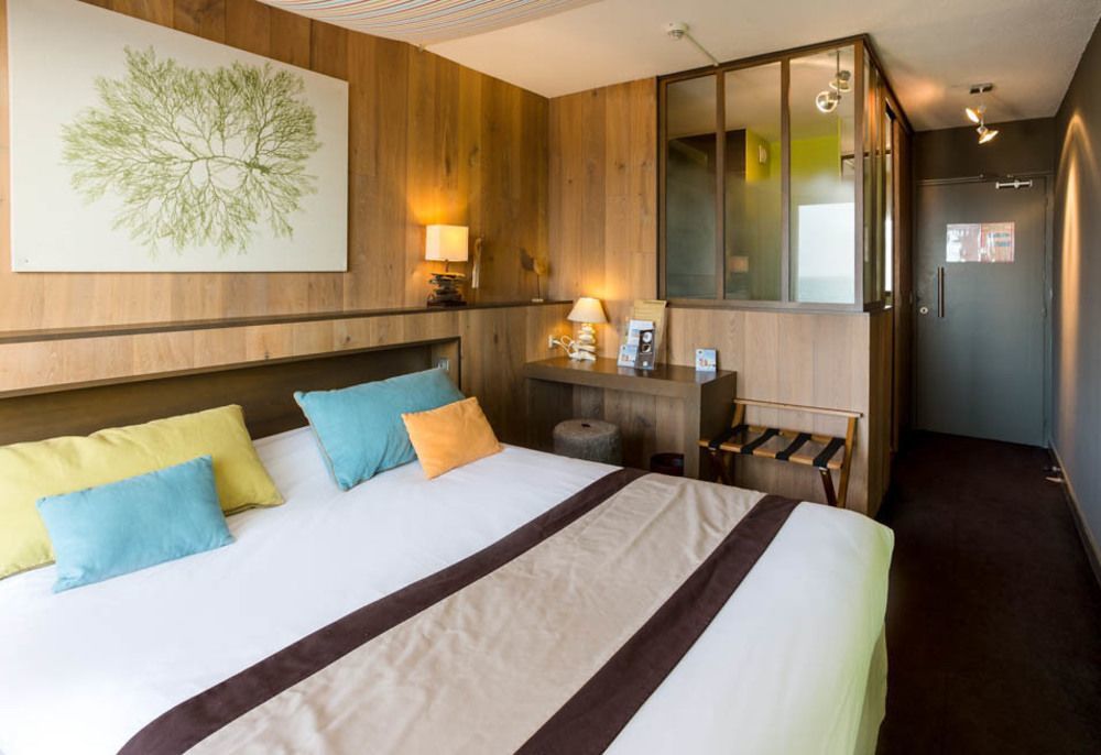 Logis Hotel Le Calluna Restaurant La Flottille Préfailles エクステリア 写真